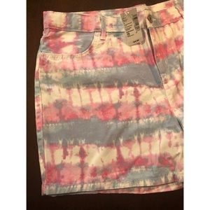 💁🏽‍♀️Allure pink shorts